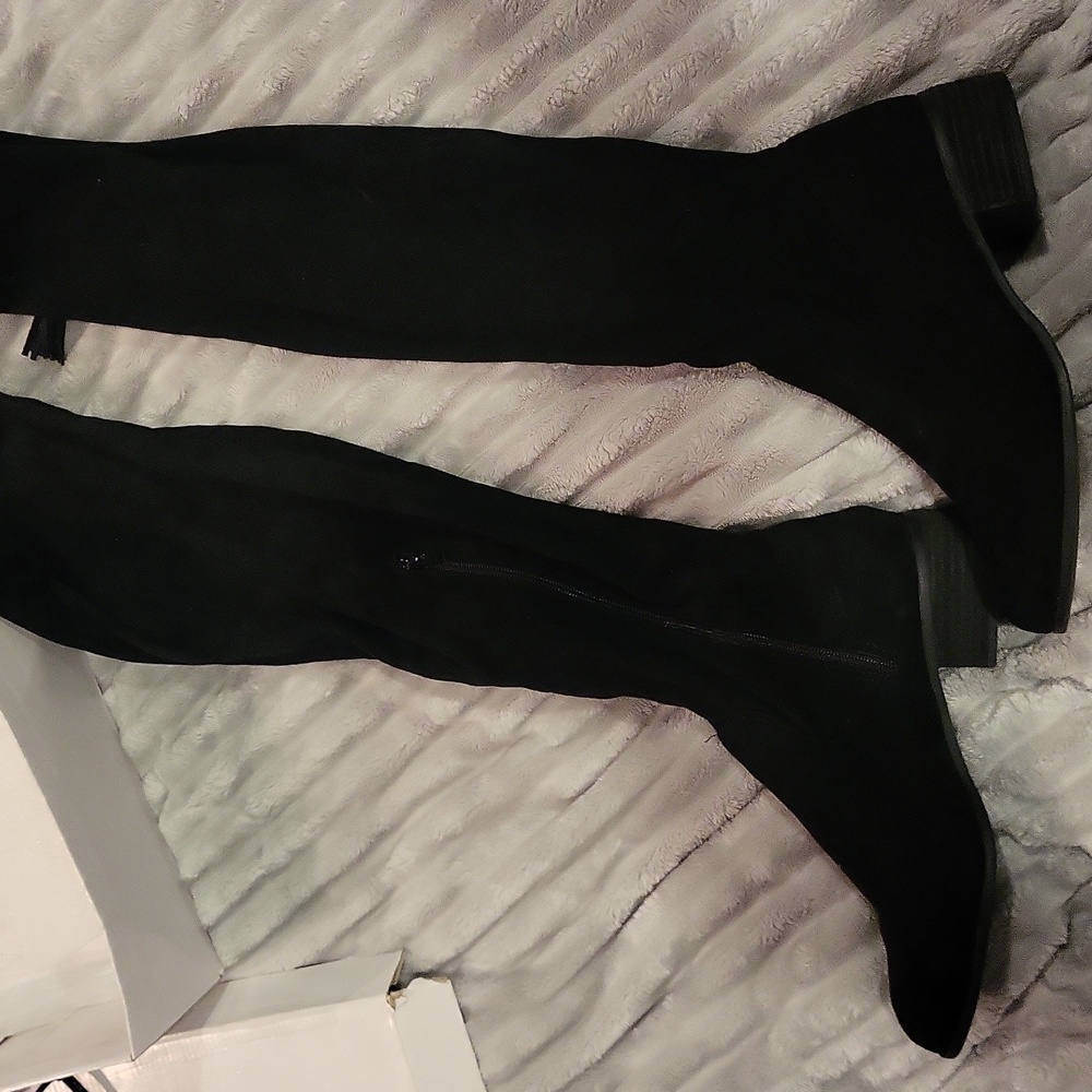 Steve Madden Over the Knee Suede boots
